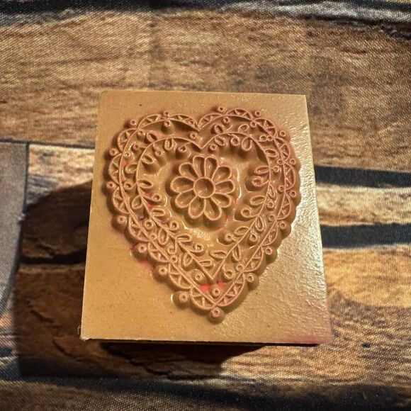Flower & Heart Rubber Stamp Wooden Mounted Crafting Scrapbooking Cards Floral - Picture 2 of 9